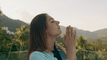 does_lizzie_have_a_direct_line_to_god___french_fry_heaven_the_peace_strain_series (720p)